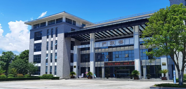 汉中职业技术学院 - 最美大学