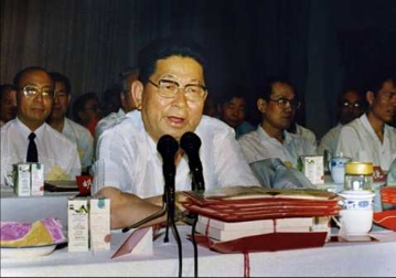 时任甘肃省省委书记李子奇来学校指导工作 