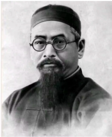 牛载坤，甘肃省立工艺学校，被委任为第一任校长