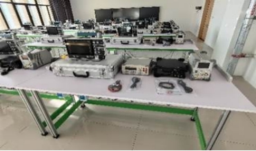 电子技术实验室