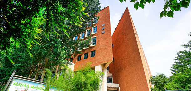 天津传媒学院 - 最美大学