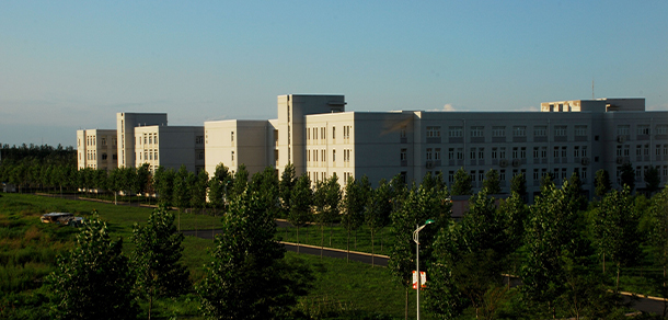 天津财经大学珠江学院 - 最美大学