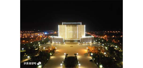新疆政法学院