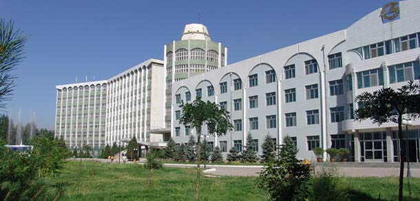 内蒙古财经大学 - 最美院校