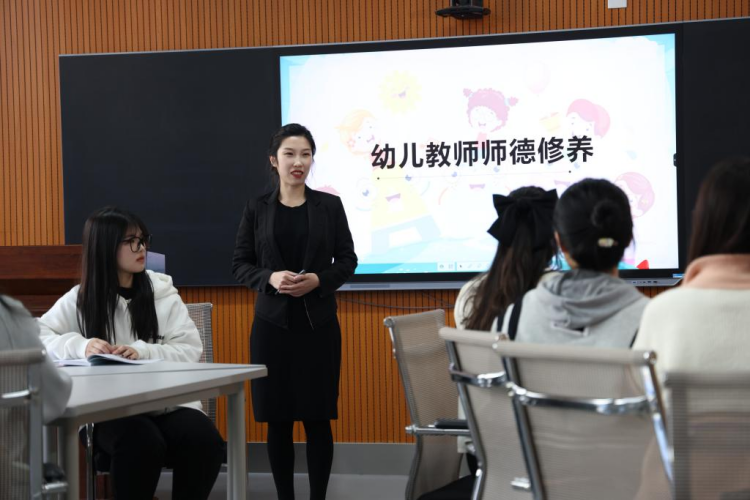 历年招生计划、录取分数及选科要求