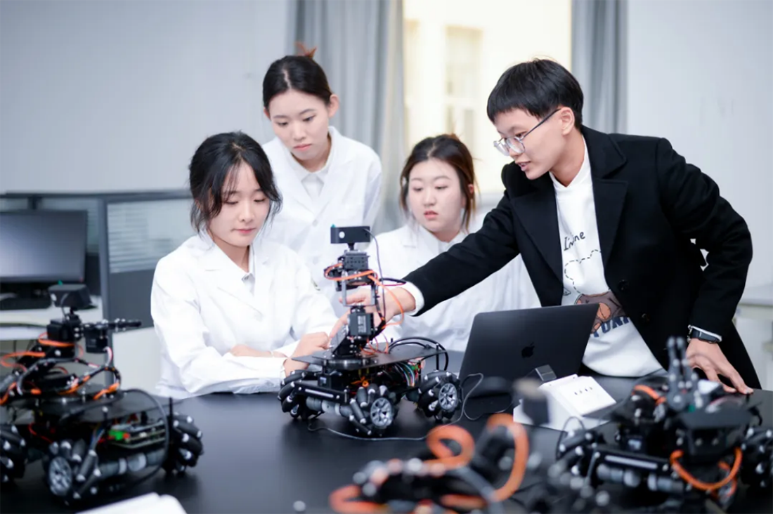 人工智能与大数据学院