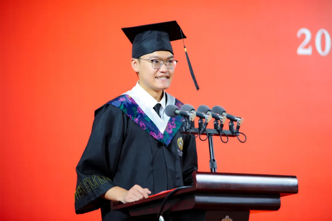 再见，小何——辽宁何氏医学院