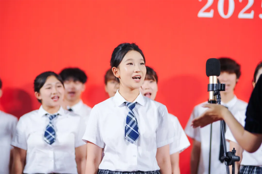 再见，小何——辽宁何氏医学院