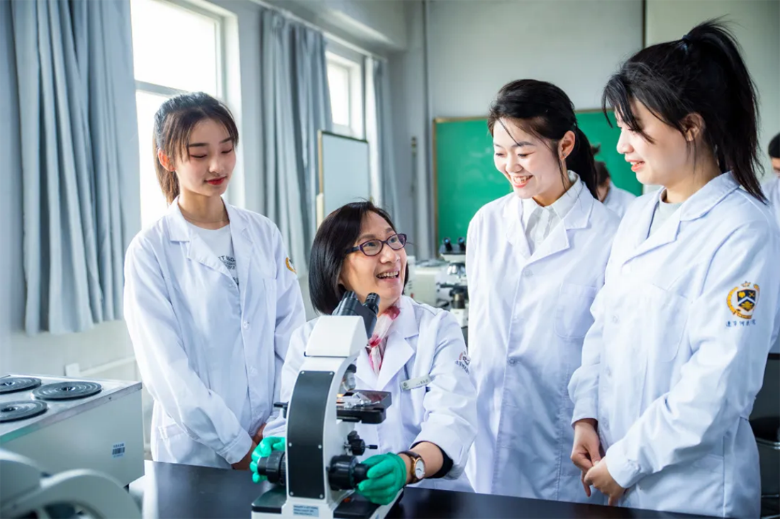 辽宁何氏医学院－2022年招生简章