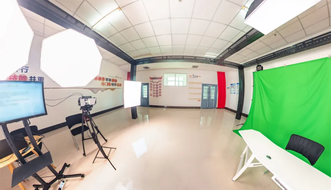 辽财全体师生期待你的加入