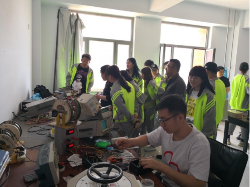 学生朝阳宇航电子有限公司实习