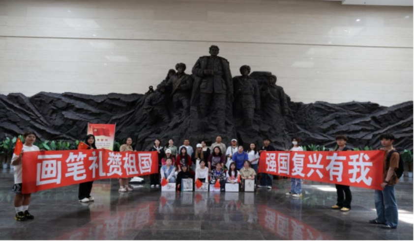 学生在尚志纪念馆参加