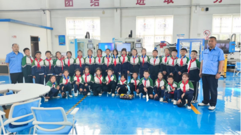 服务地方-开展科普培训活动