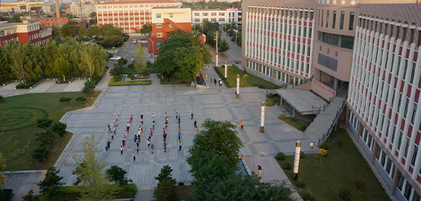辽宁农业职业技术学院 - 最美大学