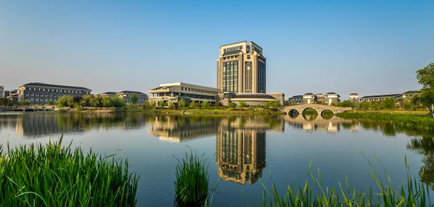 上海海洋大学 - 最美大学