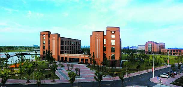 上海电机学院 - 最美院校