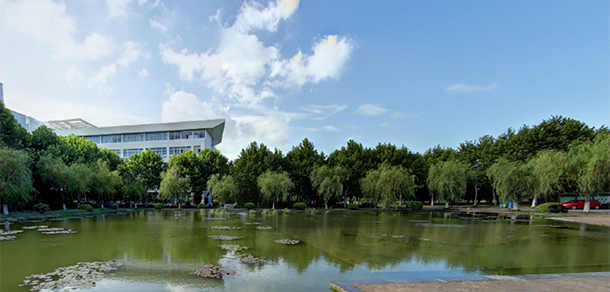 上海第二工业大学 - 最美大学