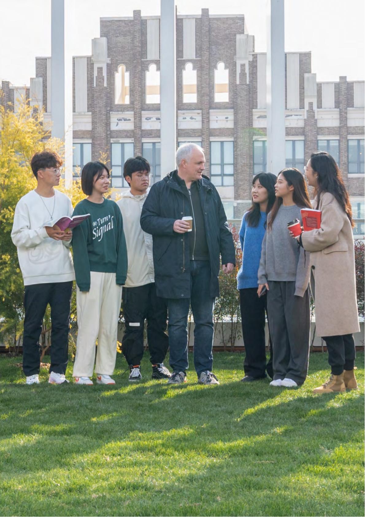 上海外国语大学贤达经济人文学院－2022年秋季招生简章