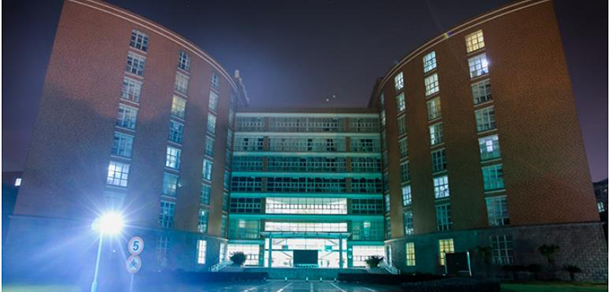 上海东海职业技术学院 - 最美大学
