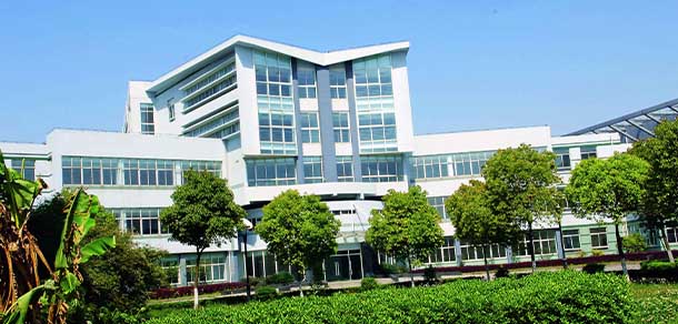 上海工商职业技术学院 - 最美院校